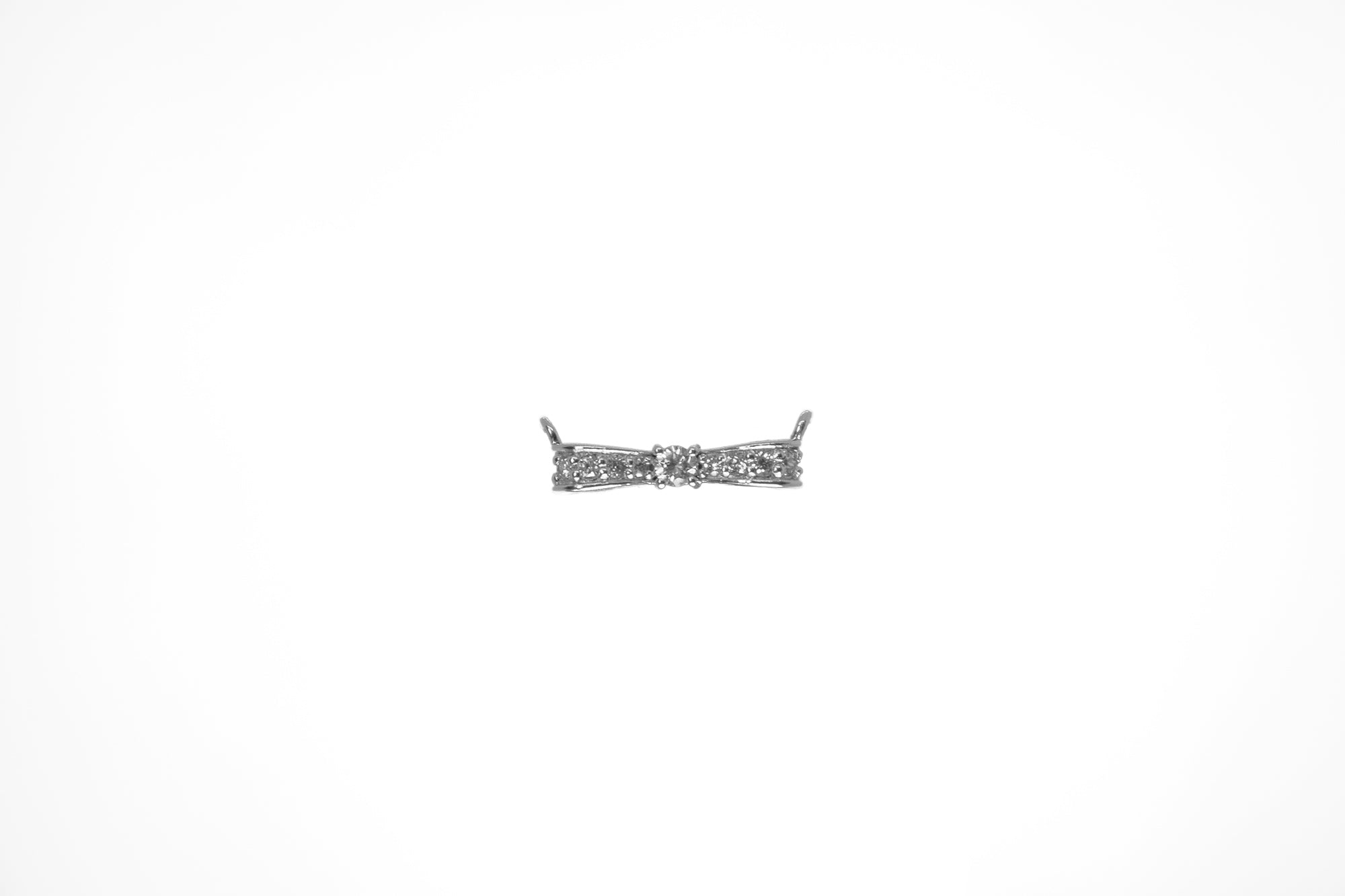 リボンダイヤモンドネックレス