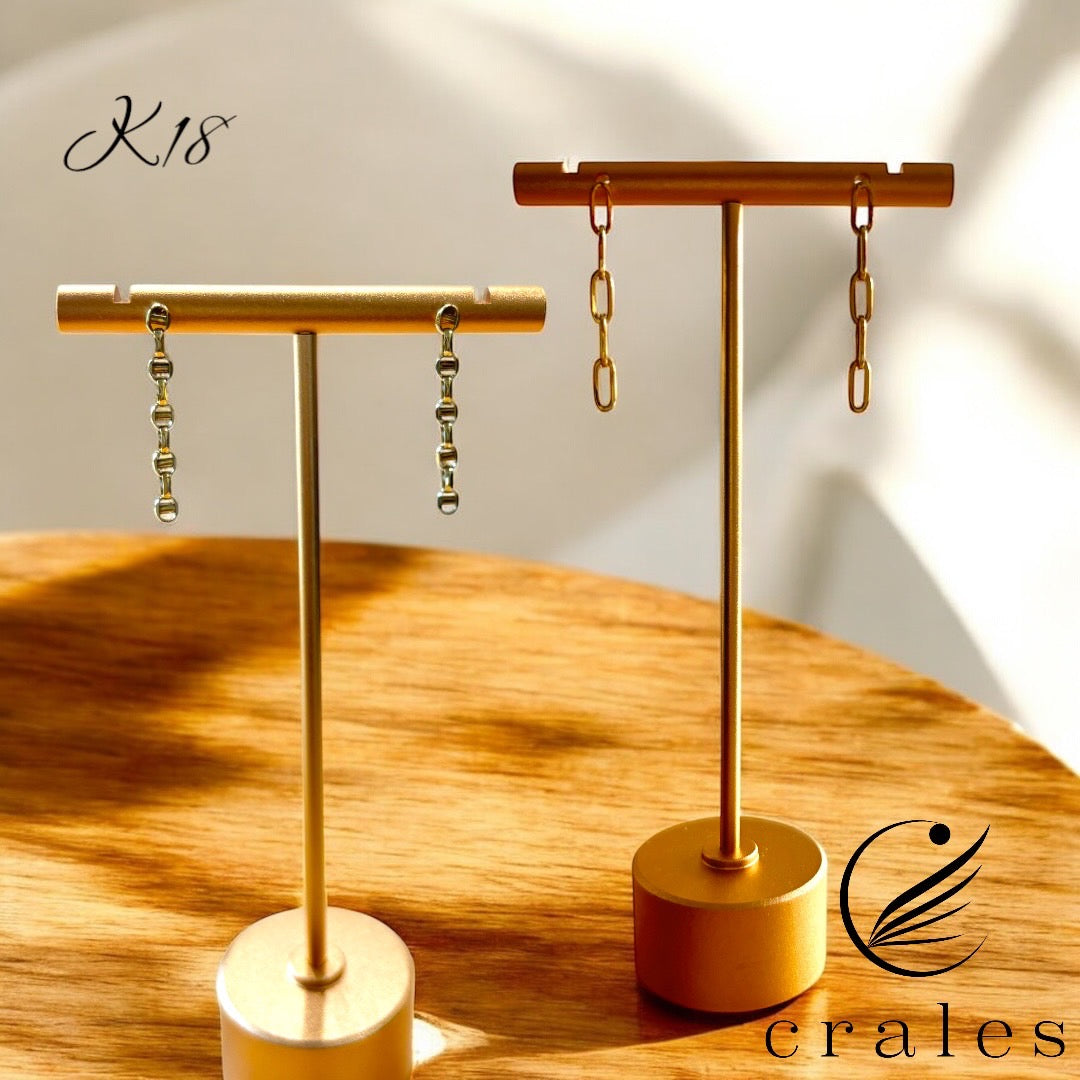 軽やかに揺れる — K18 鎖チェーンピアス(中空タイプ)