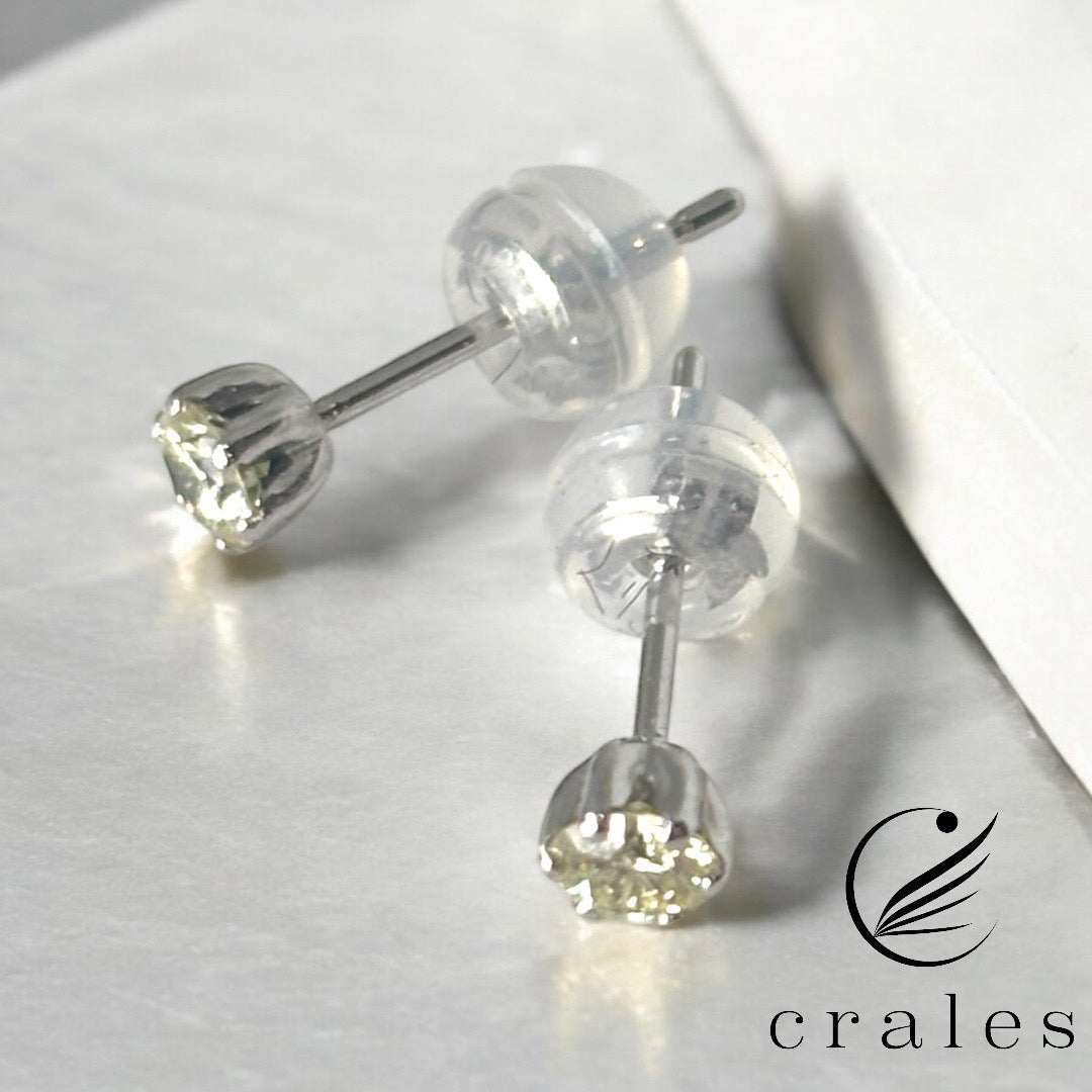 ダイヤモンドスタッドピアス(プラチナ・キャッチ式)0.2ct
