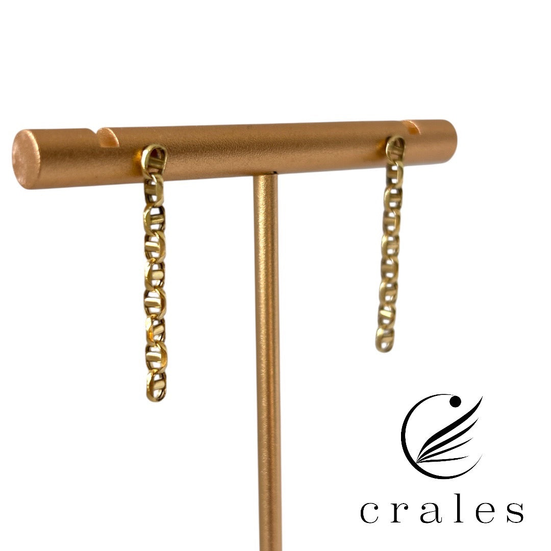 軽やかに揺れる — K18 鎖チェーンピアス(中空タイプ)